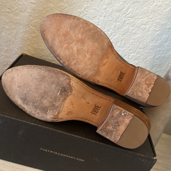 Frye Carson Chelsea booties Black Size 9 - Picture 8 of 12